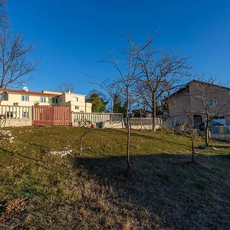 Apartamento Dalida *